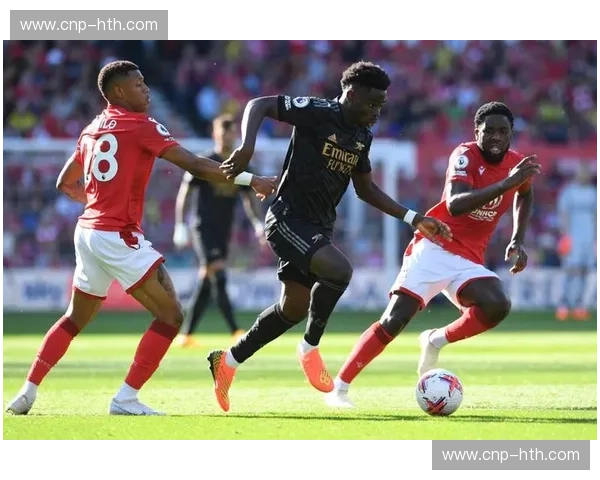 蓝白玫瑰与诺丁汉森林的交响：百年足球豪情的巅峰对决